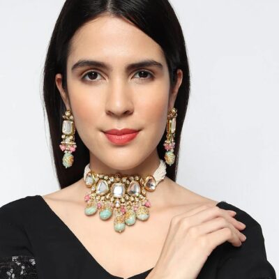 Gold-Plated Kundan-Studded Necklace & Earrings