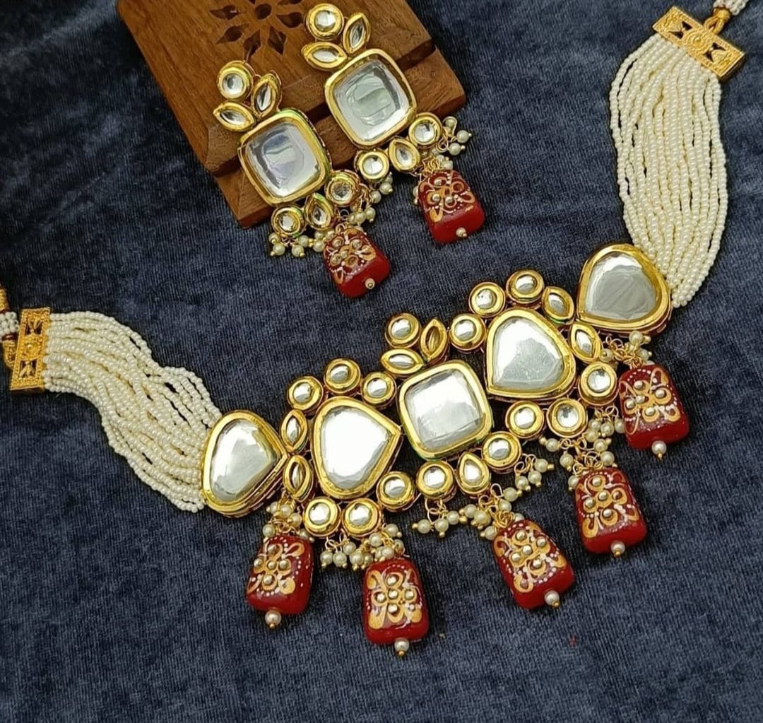 Gold Plated Pearl Necklace Set With Earrings - Image 2