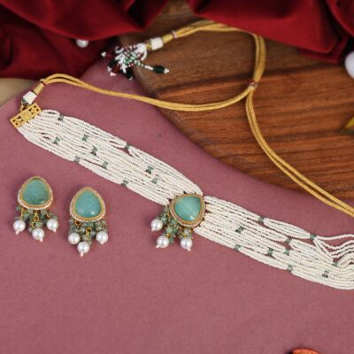 Gold Plated White Kundan & Pearl Beaded Jewellery Set