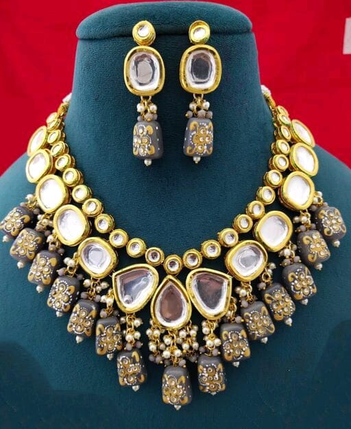 Gold Plated Kundan Necklace Set - Image 9