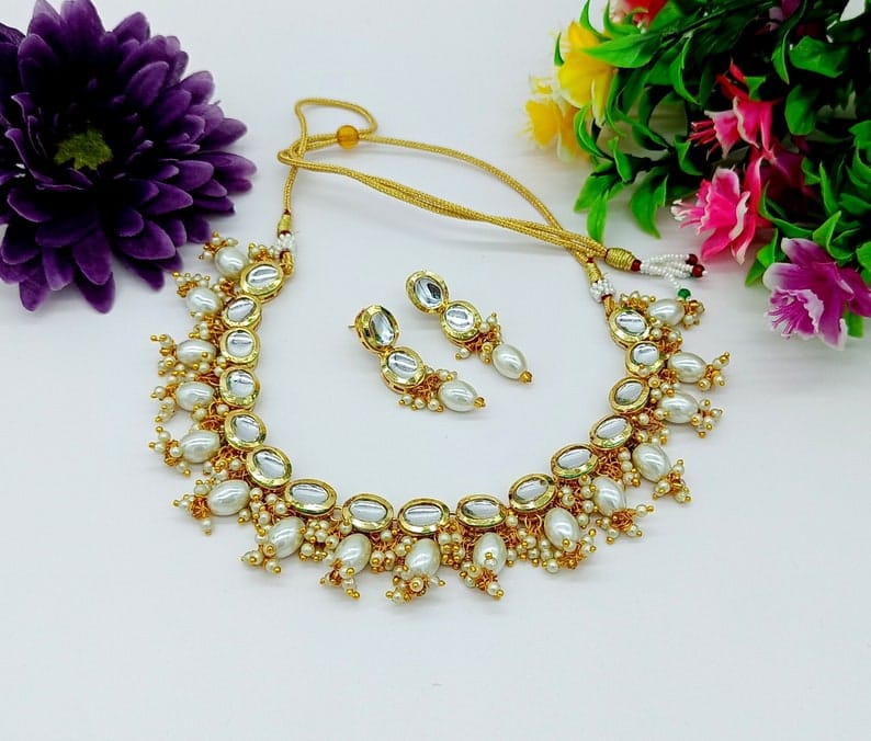 Imitation Kundan Necklace With Earring - Image 3