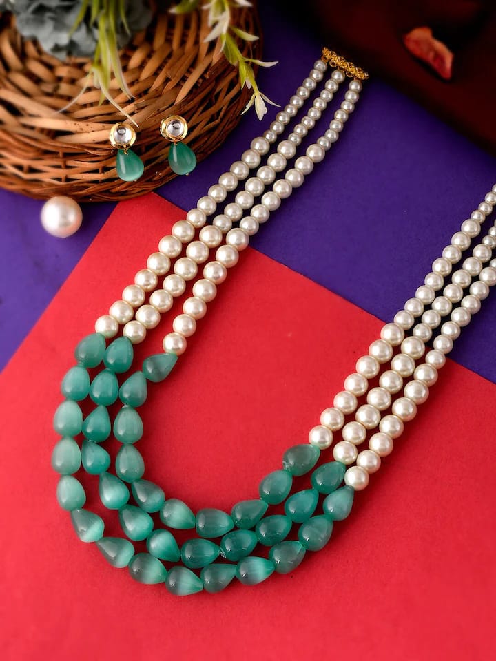 Semi precious Monalisa stone with pearls