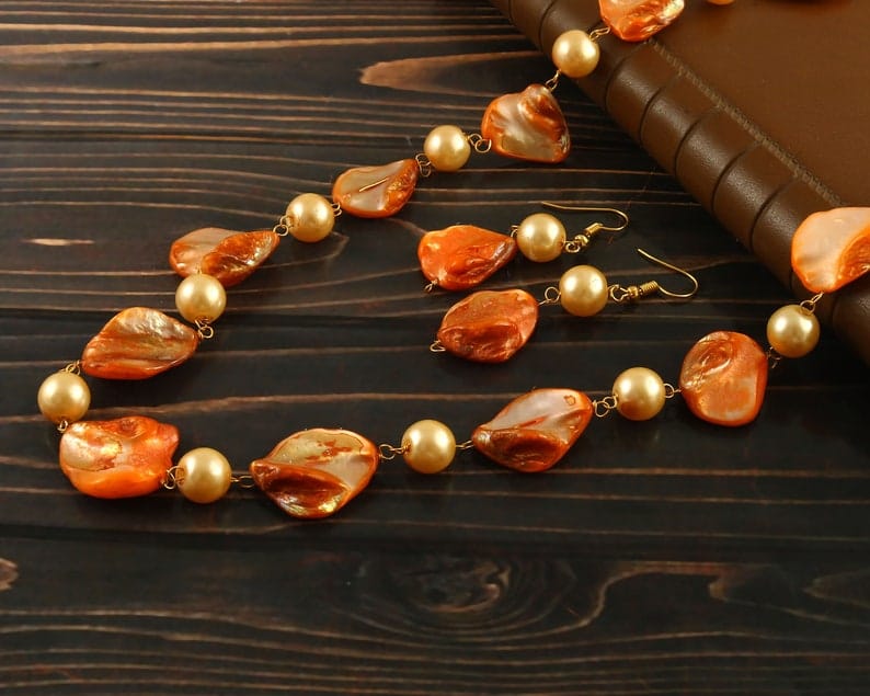 Mother Of Pearl Necklace Set
