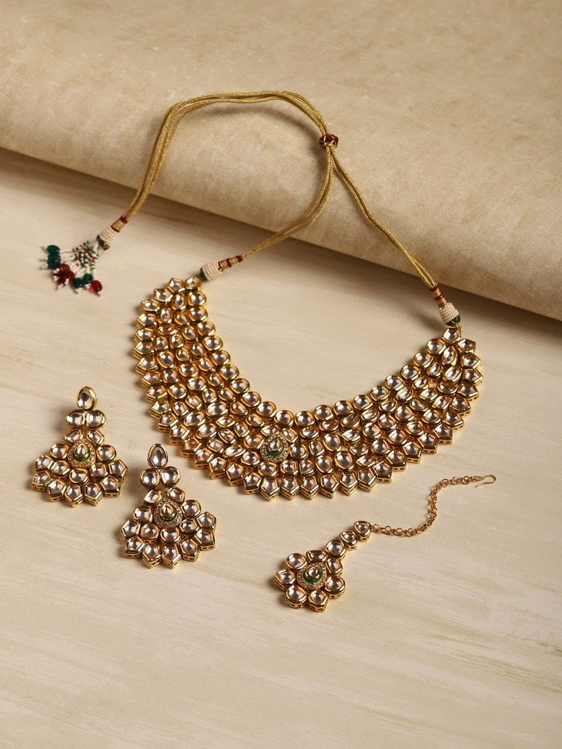 Gold Plated Bridel Kundan Necklace Set With Matching Earrings & Maangtika