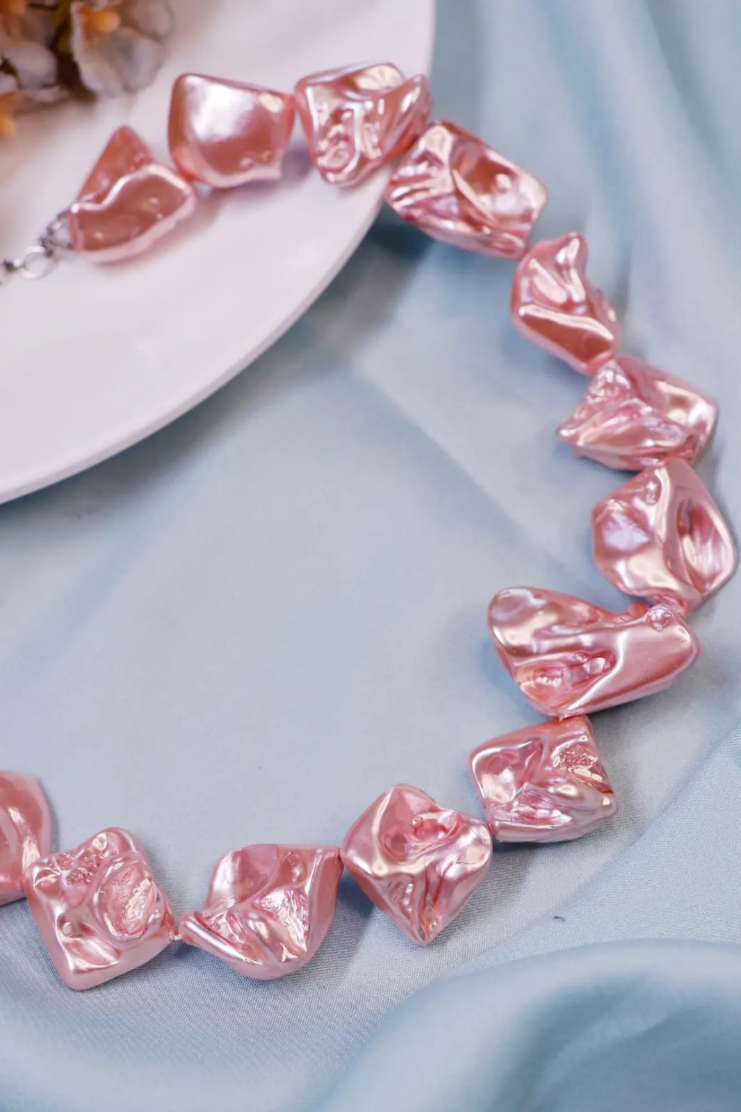 Baroque Statement Necklace Pink - Image 3