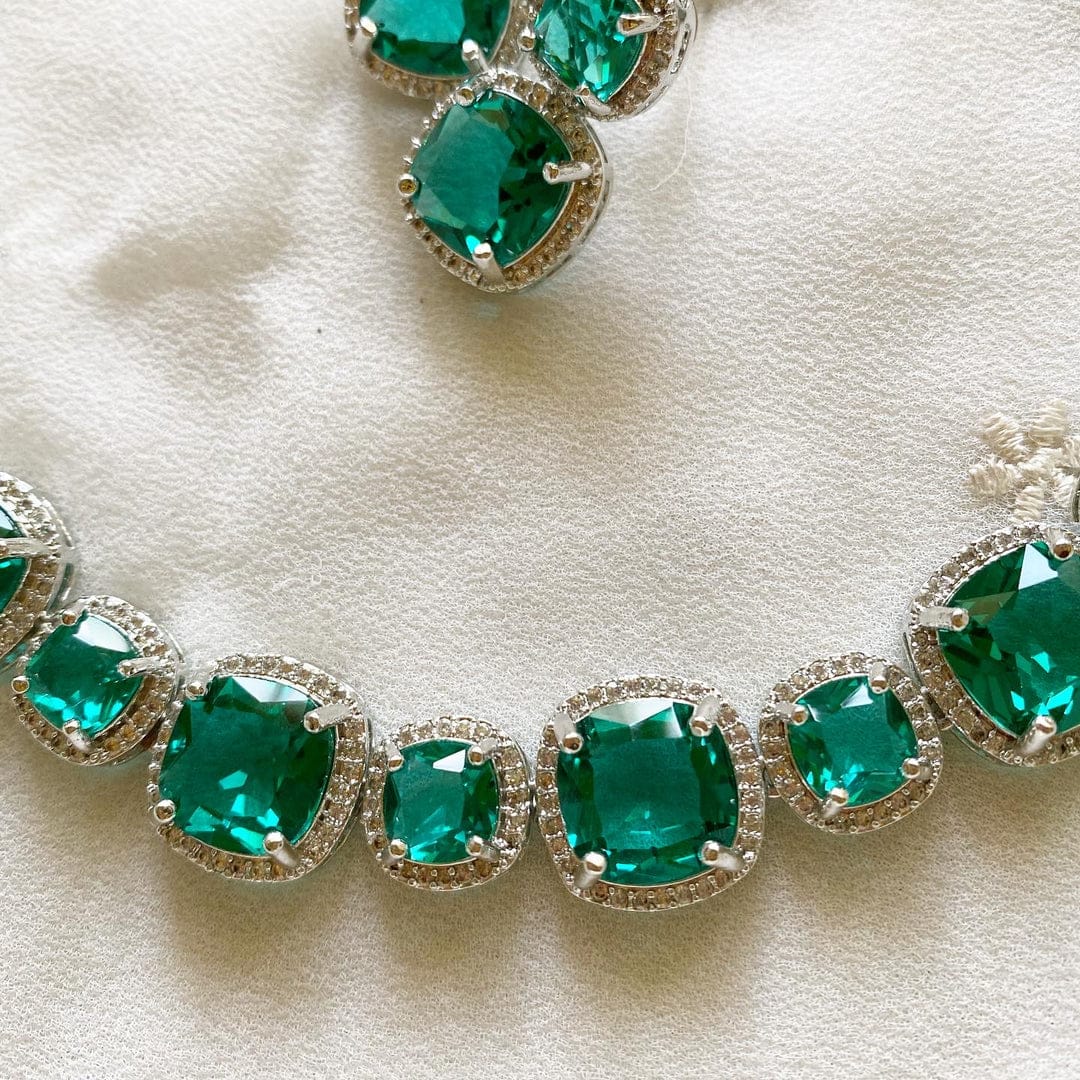 White Finish Emerald Necklace Set - Image 2