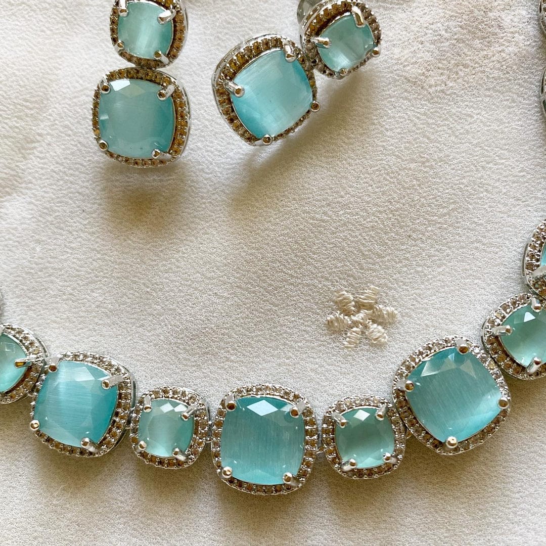 White Finish Ad Necklace Set - Image 2