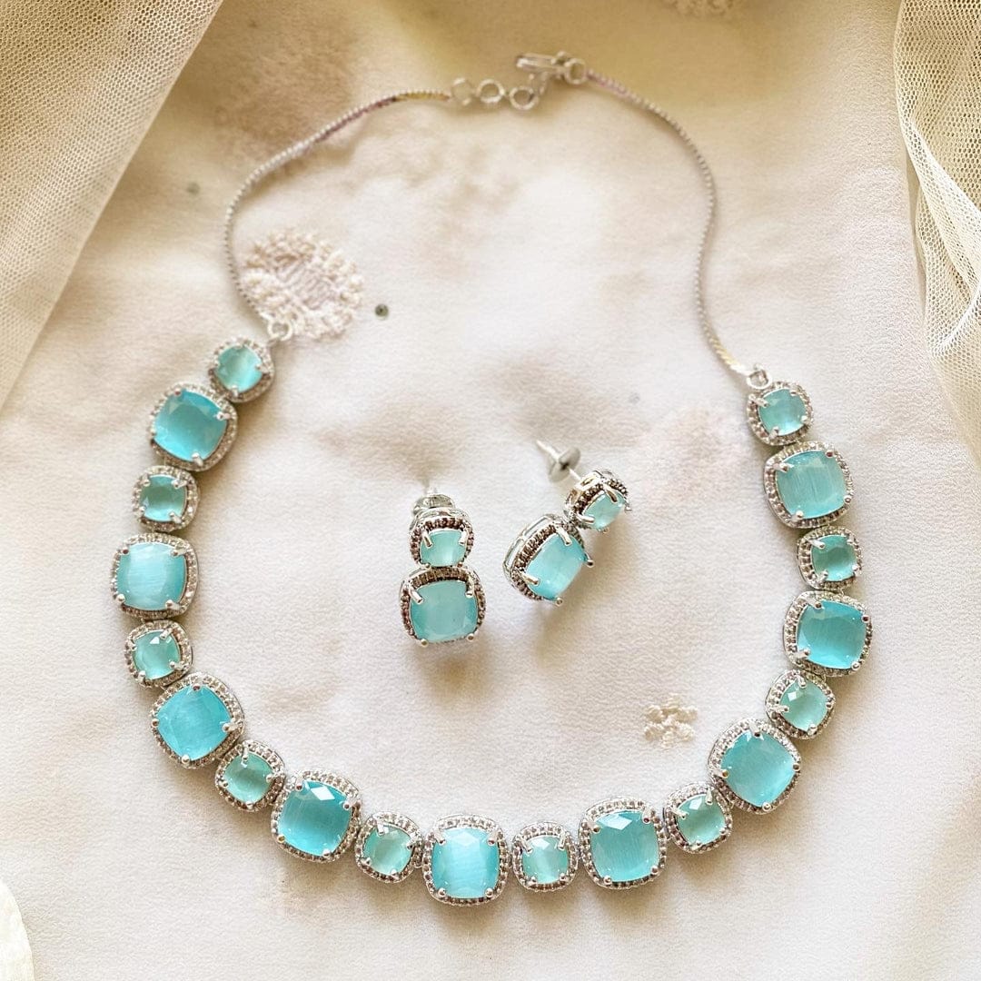 White Finish Ad Necklace Set - Image 3