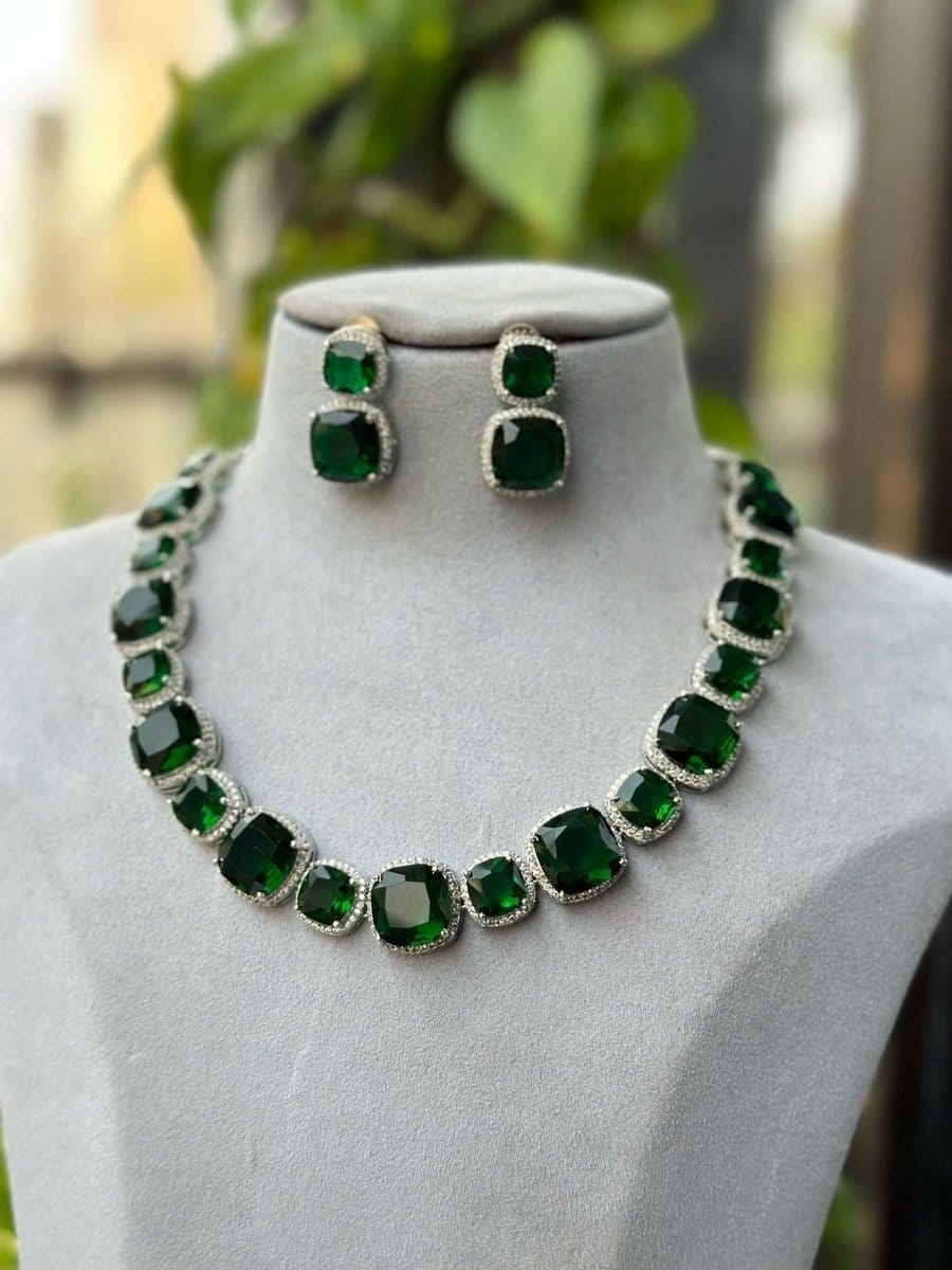 White Finish Emerald Necklace Set - Image 2