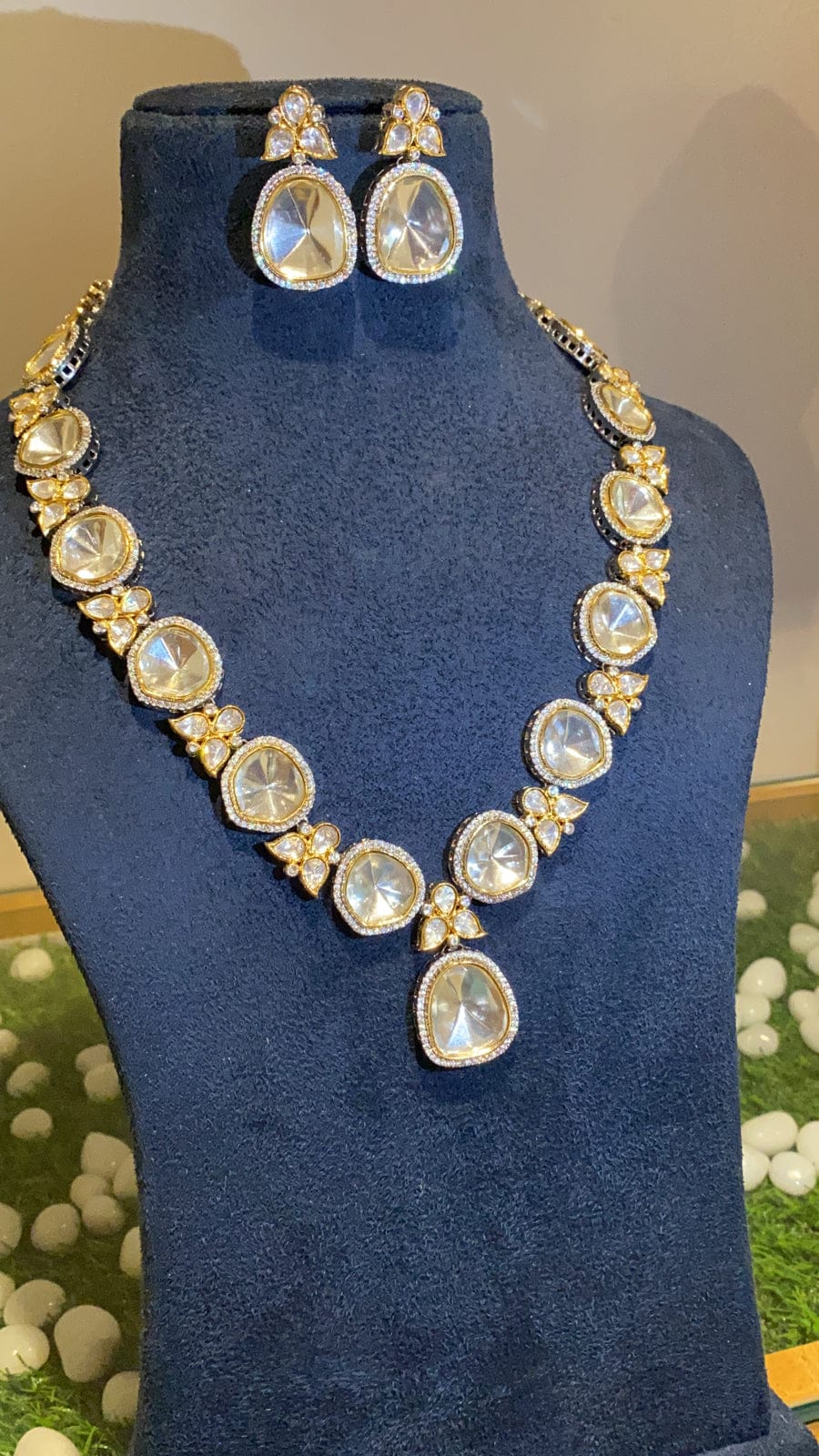 Long polki set with earrings