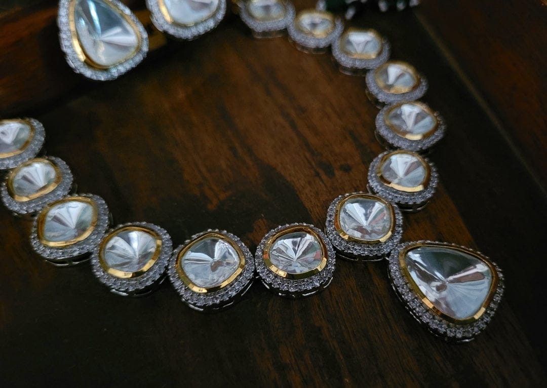 Silver Polki Set With Earrings - Image 3