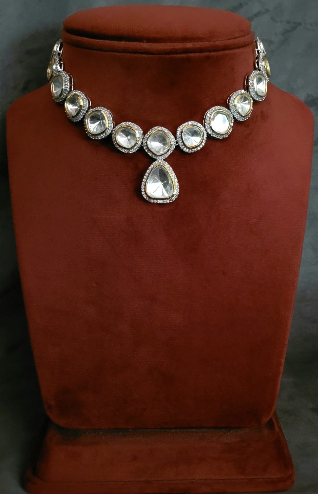 Silver Polki Set With Earrings
