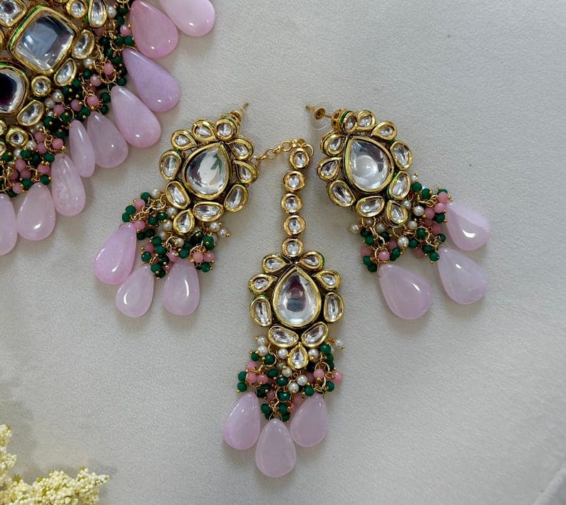 Gold Plated Kundan Necklace Set With Earrings & Maangtika - Image 2