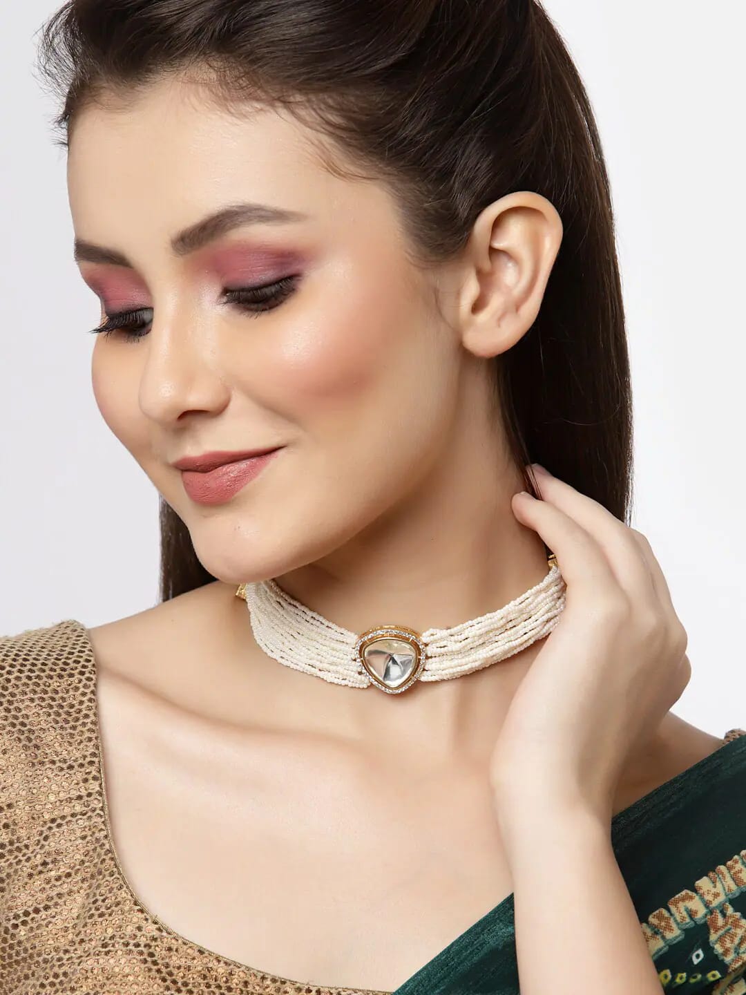 White & Gold-Plated Kundan Choker Necklace - Image 2