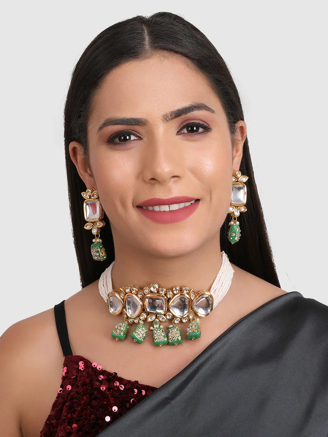 Gold Plated Green & White Kundan-Studded & Pearl Beaded Jewellery Set - Image 4
