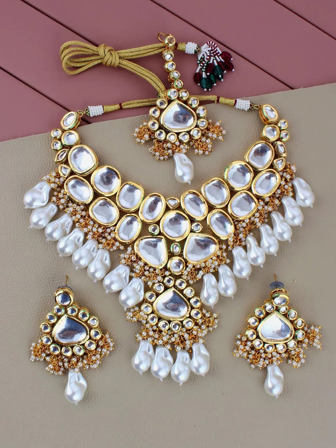 Gold-Plated Kundan-Studded & Pearls Beaded Necklace With Earrings & Maangtikka - Image 6