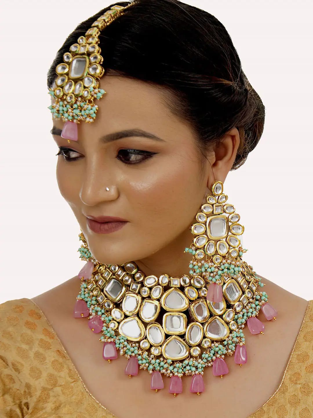 Gold-Plated Kundan-Studded & Pearls Beaded Necklace With Earrings & Maangtikka - Image 4