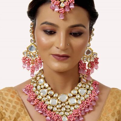 Gold-Plated Kundan-Studded & Pearls Beaded Necklace With Earrings & Maangtikka