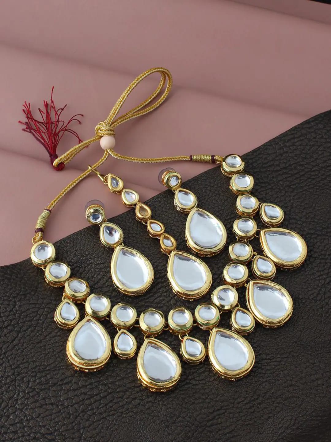 Gold-Plated White Kundan-Studded Necklace With Earrings & Maangtikka - Image 2