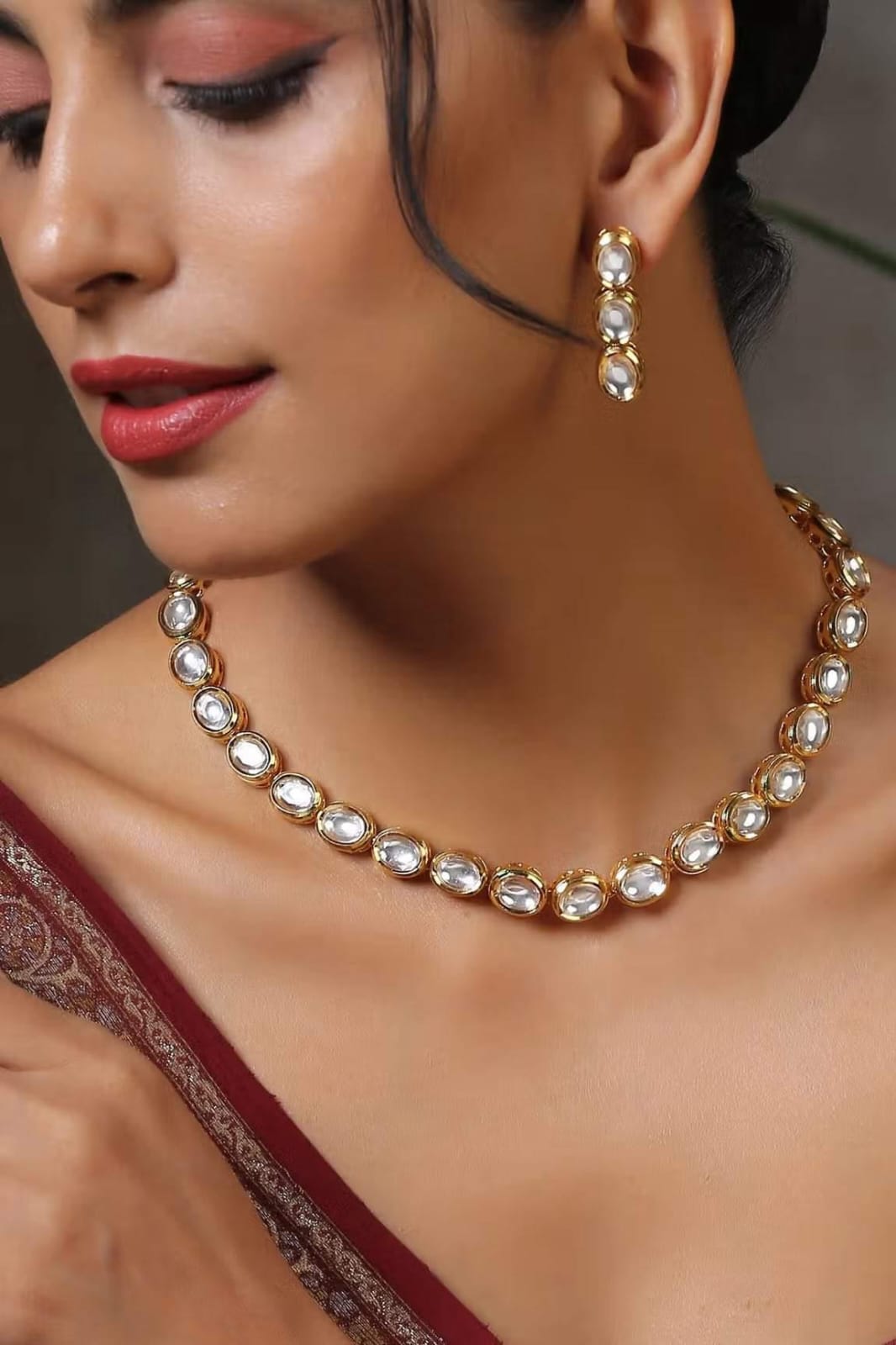 Gold-Plated Kundan Studded Necklace & Earrings Set - Image 3