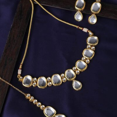 Ethnic Kundan Choker Necklace With Earrings & MaangTikka