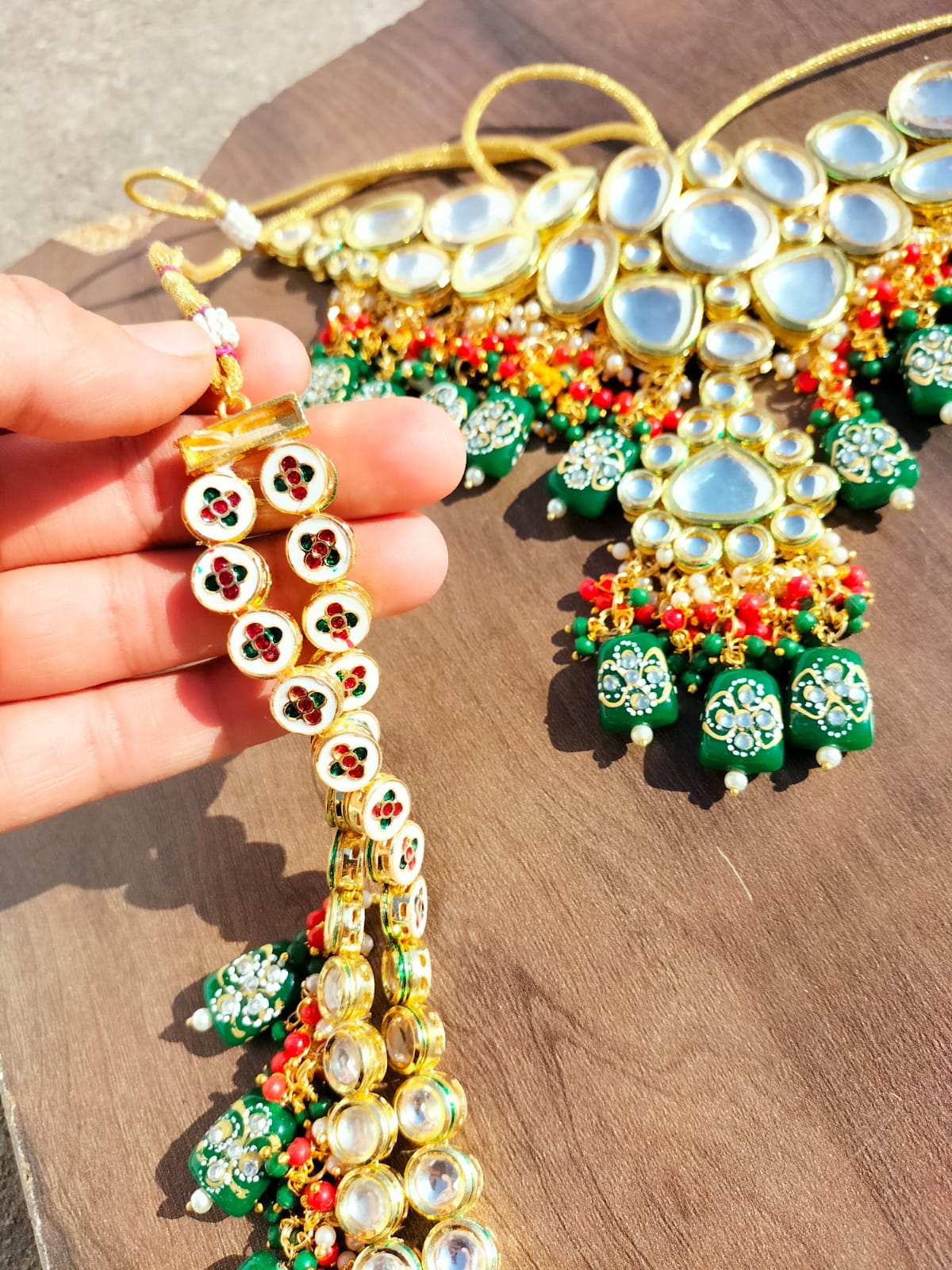 Premium Quality Kundan Bridal Necklace With Earring & Maangtika - Image 4