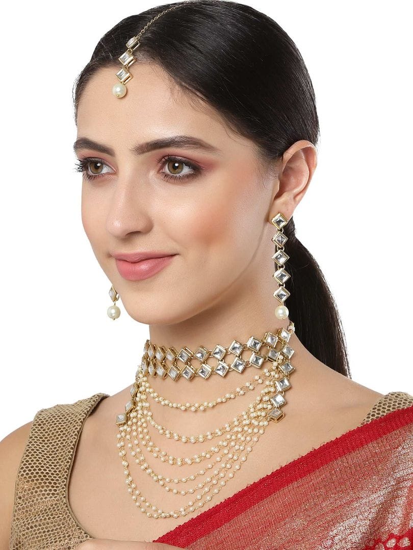 Gold Plated Pearl Chain Kundan Necklace With Earrings & Mangtikka - Image 2