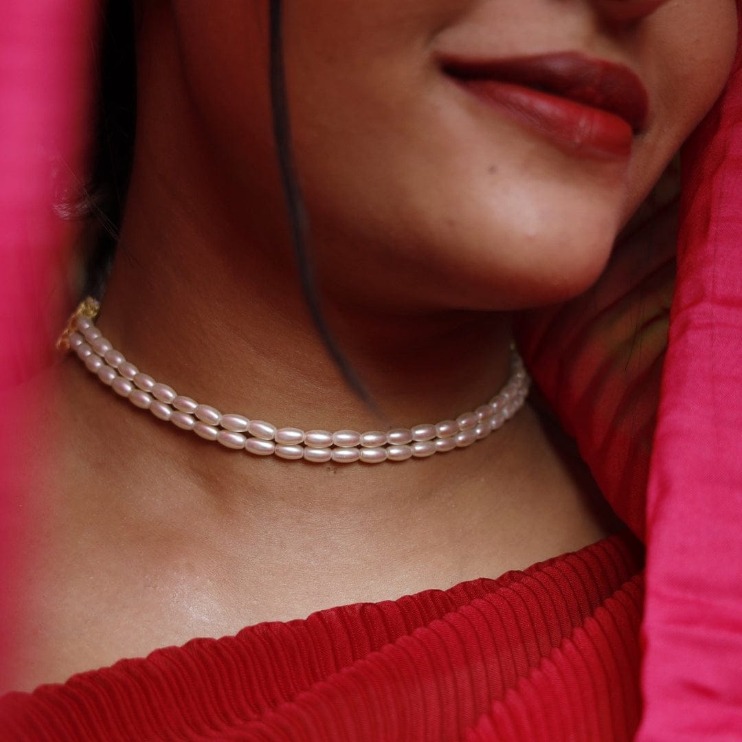 Beautiful Pearl Necklace - Image 2
