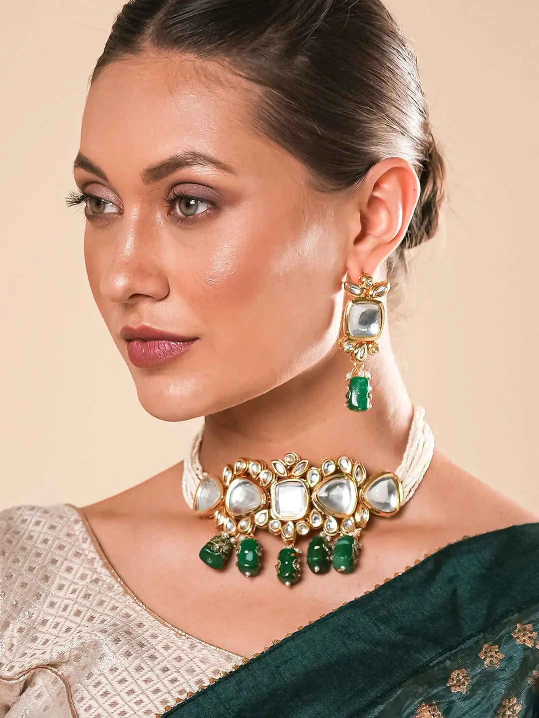 Elegant Kundan Necklace With Earrings - Image 2