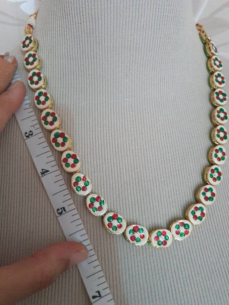 Elegant Kundan Necklace With Earrings - Image 2