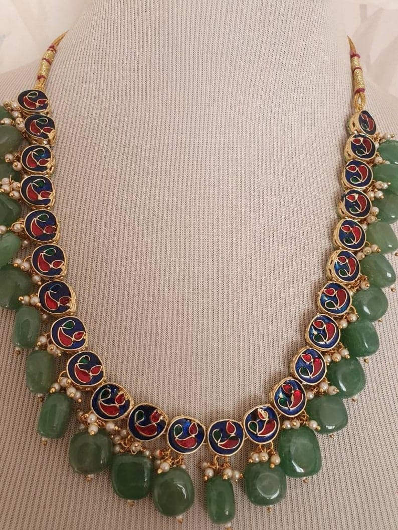 Elegant Kundan Necklace With Earrings - Image 3