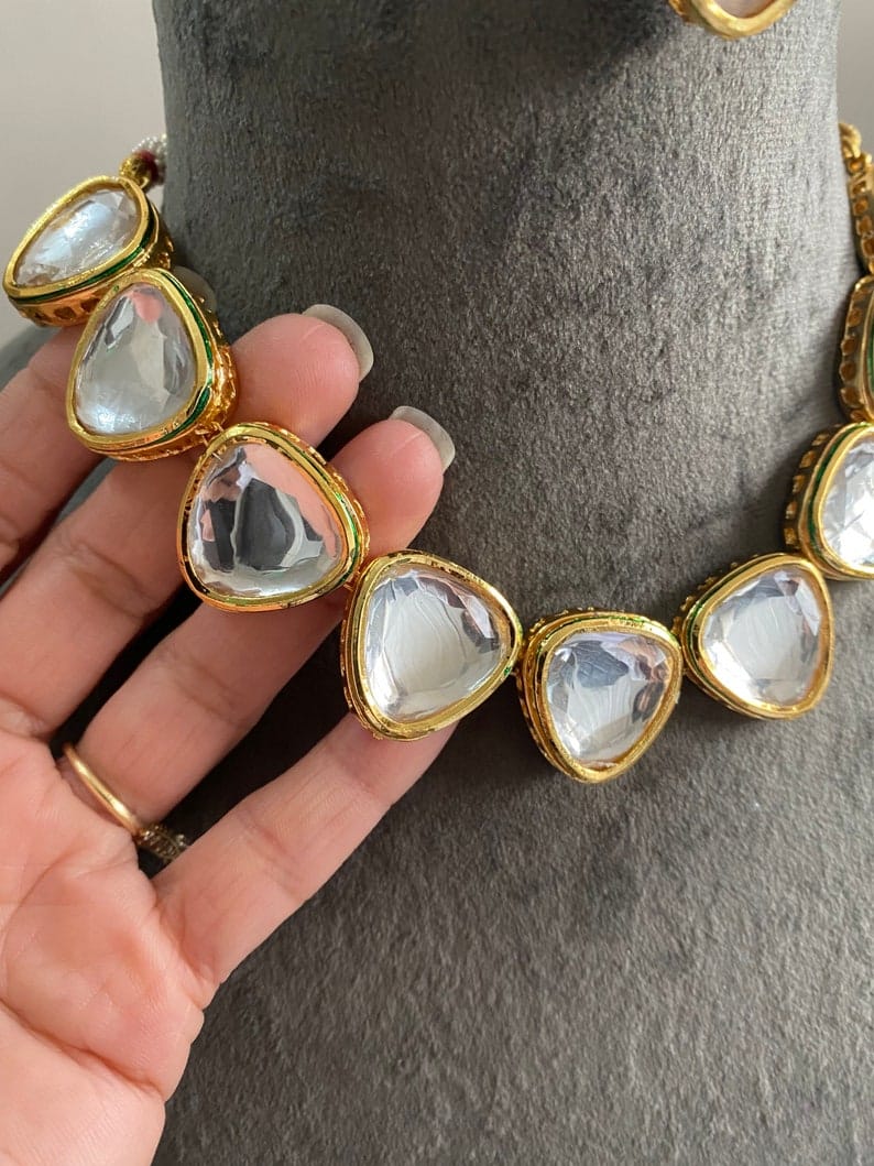Elegant Kundan Necklace With Earrings - Image 3