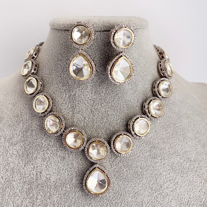 Victorian Uncut Polki Faux Diamond Necklace set - Image 2