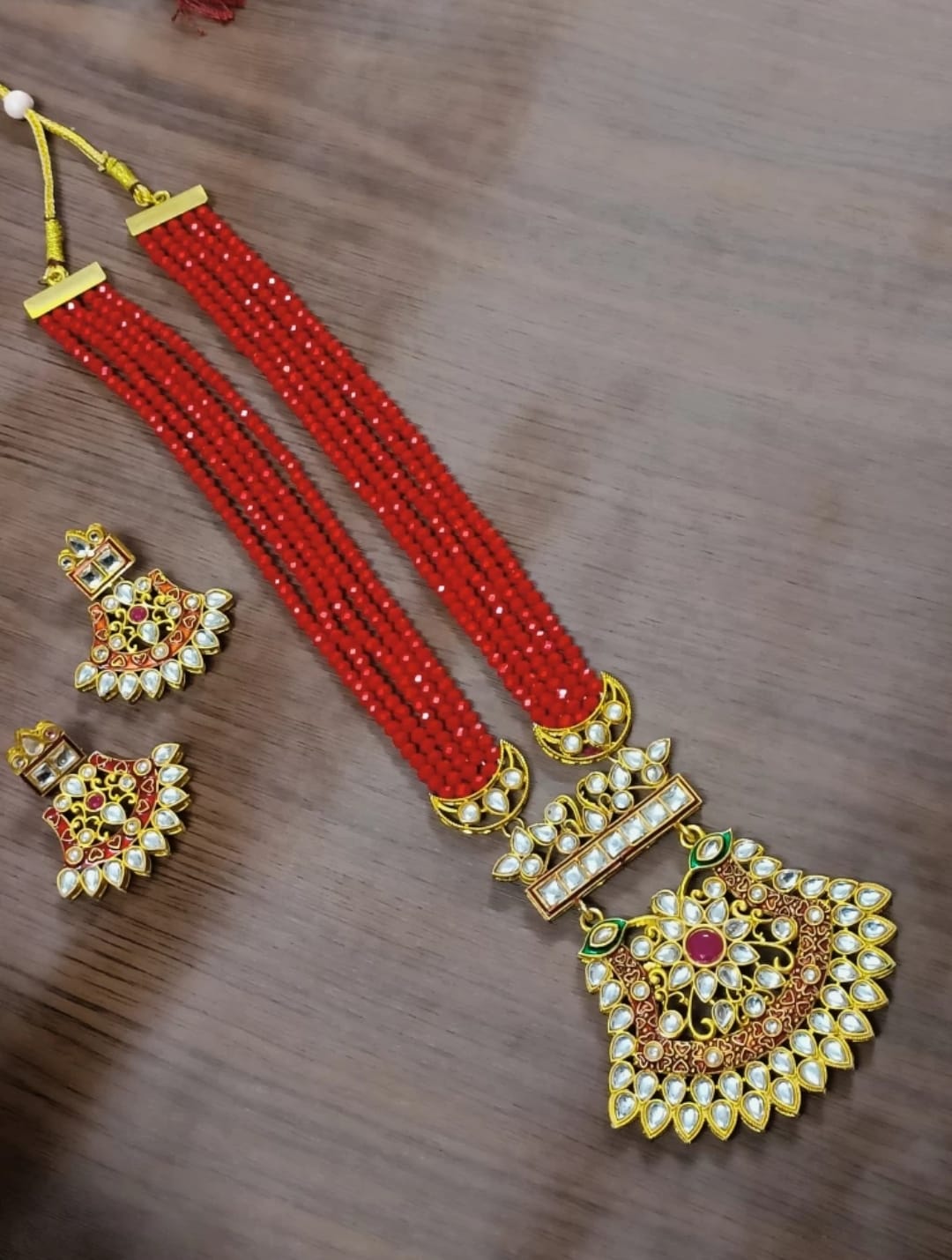 Stunning Kundan Necklace Set Earrings
