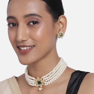 Green Stone With Silver Tone Ad Necklace Set