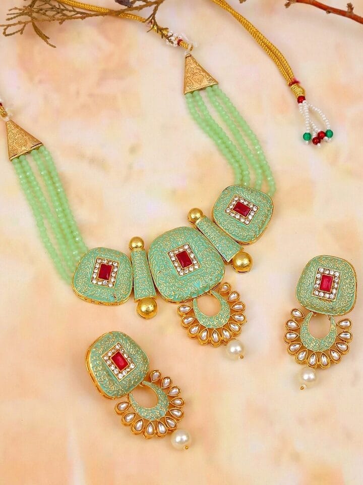 Gold Plated Elegant kundan Necklace set - Image 3
