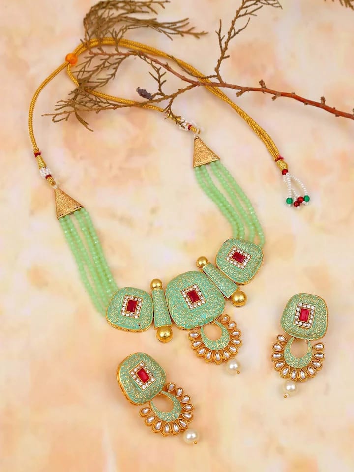 Gold Plated Elegant kundan Necklace set