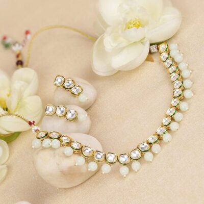 Gold-Plated Kundan-Studded Necklace & Earrings Set