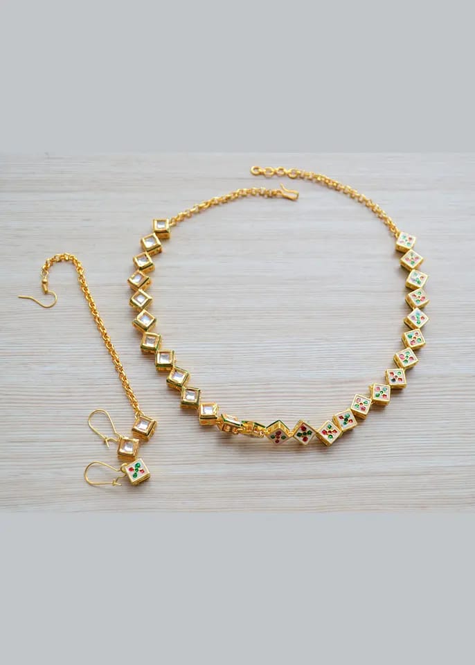 Beautiful Kundan Necklace - Image 3