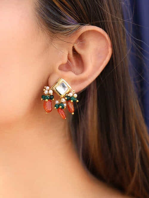 Gold Finish Stud Earrings With Kundan Polki Stone - Image 2