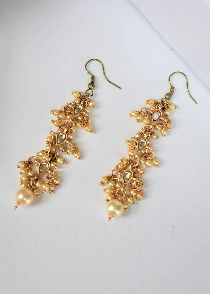 Traditional Kundan Earrings - Image 3