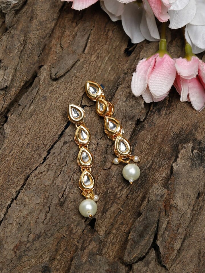 Dangler Earrings With Kundan Work In Mix Metal