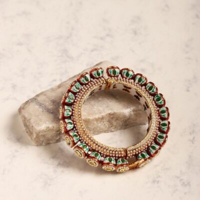 Beautiful Rajwadi Jadau Kundan Bangle Kada