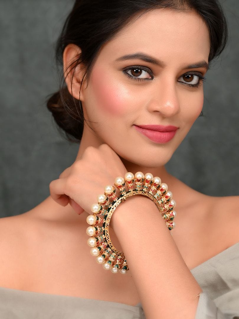Beautiful Rajwadi Jadau Kundan Bangle Kada - Image 2