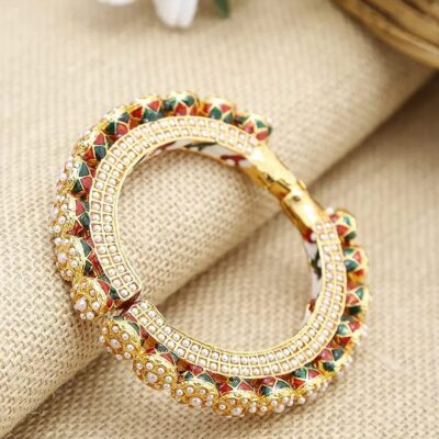 Beautiful Rajwadi Jadau Kundan Bangle Kada