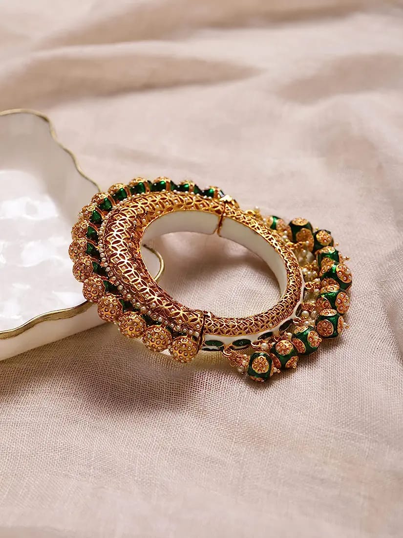 Beautiful Rajwadi Jadau Kundan Bangle Kada