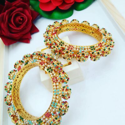 Beautiful Rajwadi Jadau Kundan Bangle Kada