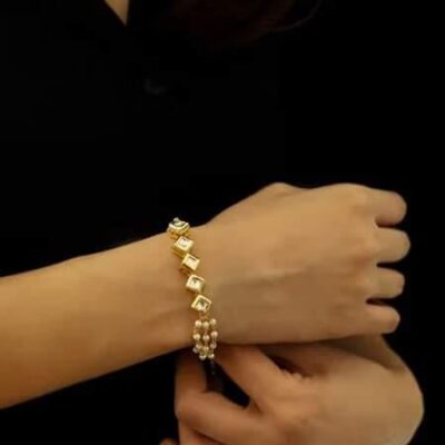 Gold Tone Adjustable Kundan Bracelet