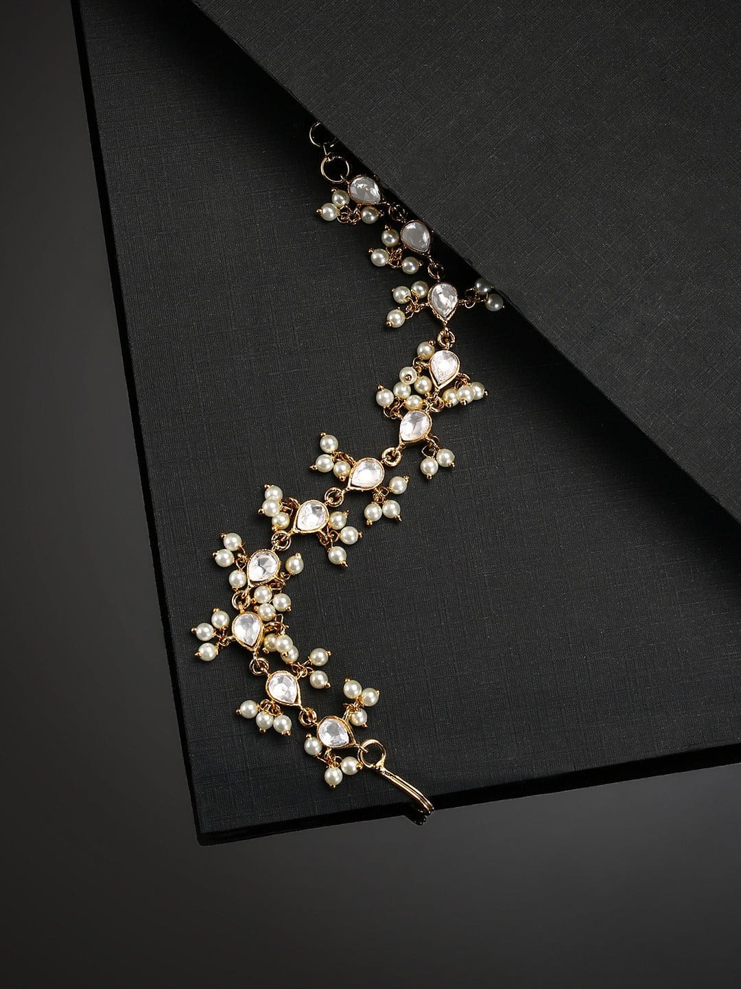 Gold Tone Adjustable Kundan Bracelet