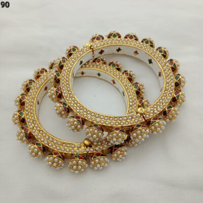 Handcrafted Jadau bangles